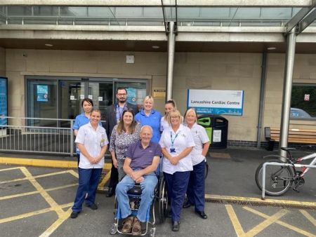 Alan Hornby and cardiac team.jpg