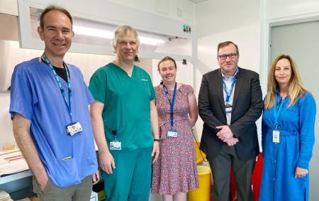 Lung cancer dip test team Prof Frank Martin.jpg